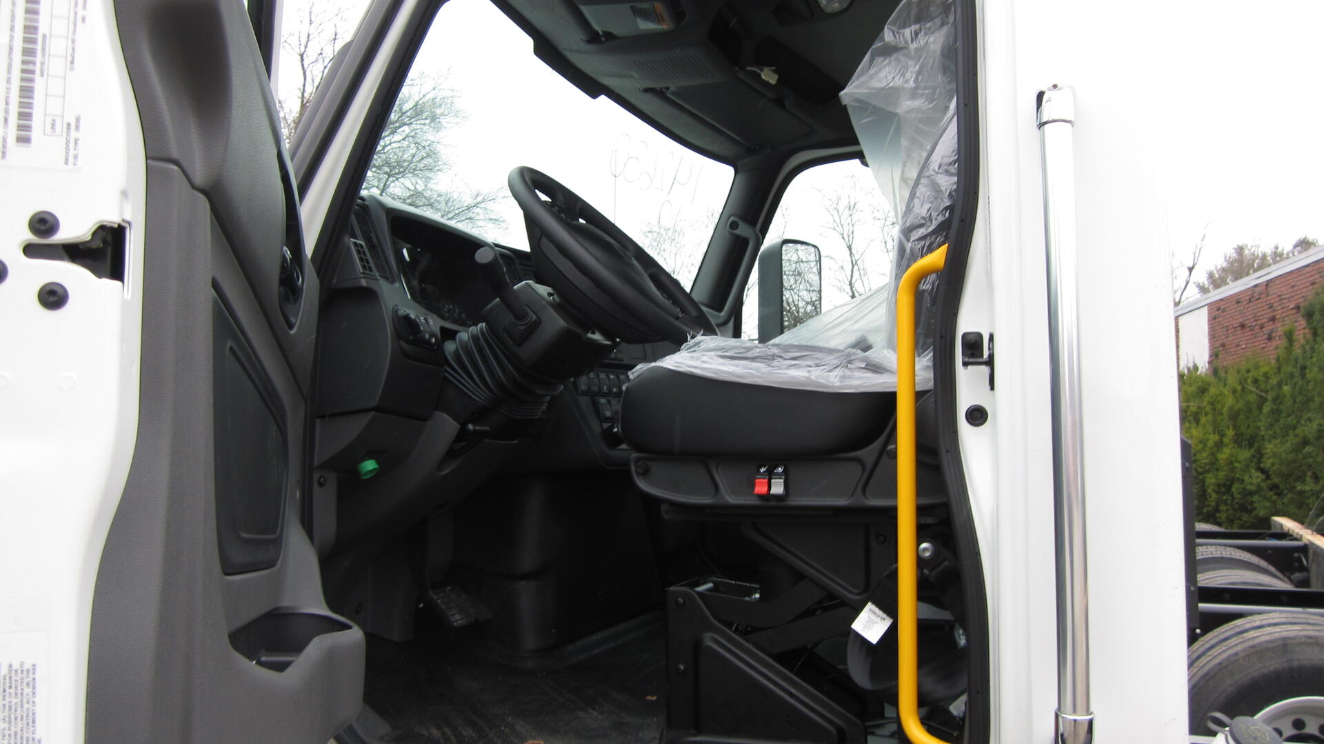 2025-INTERNATIONAL-HV507-CAB-CHASSIS-1829014-6 2025-INTERNATIONAL-HV507-CAB-CHASSIS-1829014-6